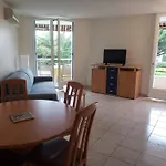 Frejus Plage T2, Piscine, Parking, Plages A 200M
