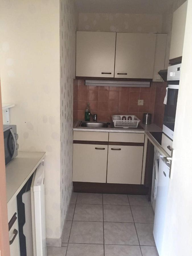 T2, Piscine, Parking, Plages A 200m Apartment Frejus