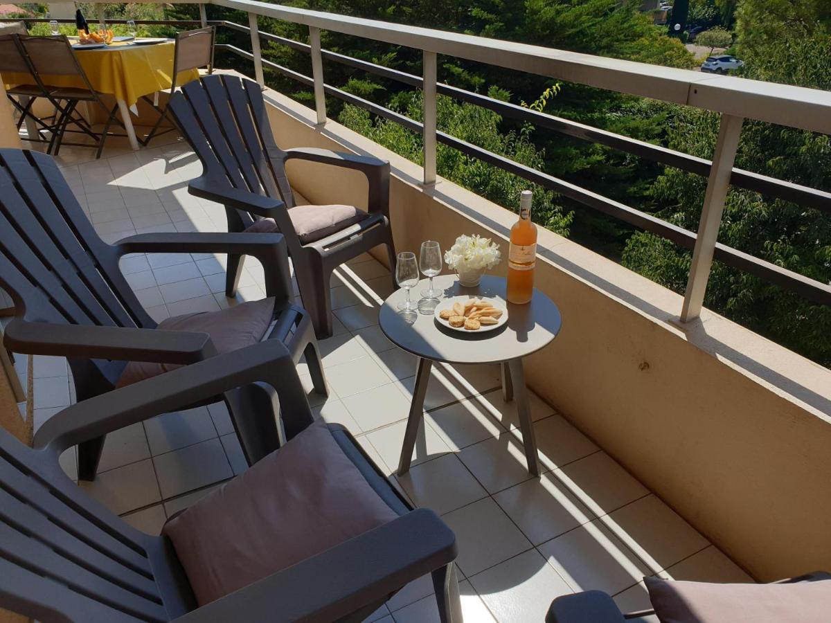 Appartement T2, Piscine, Parking, Plages à 200m